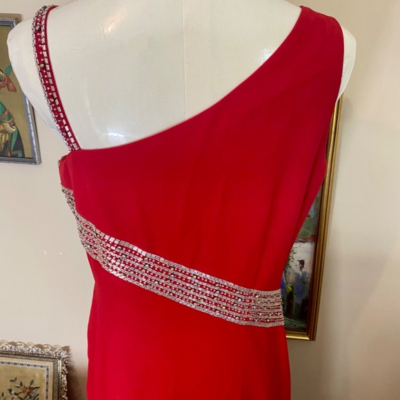 Ladies Size Large Beaded Red Formal Dress - Picture 7 of 8